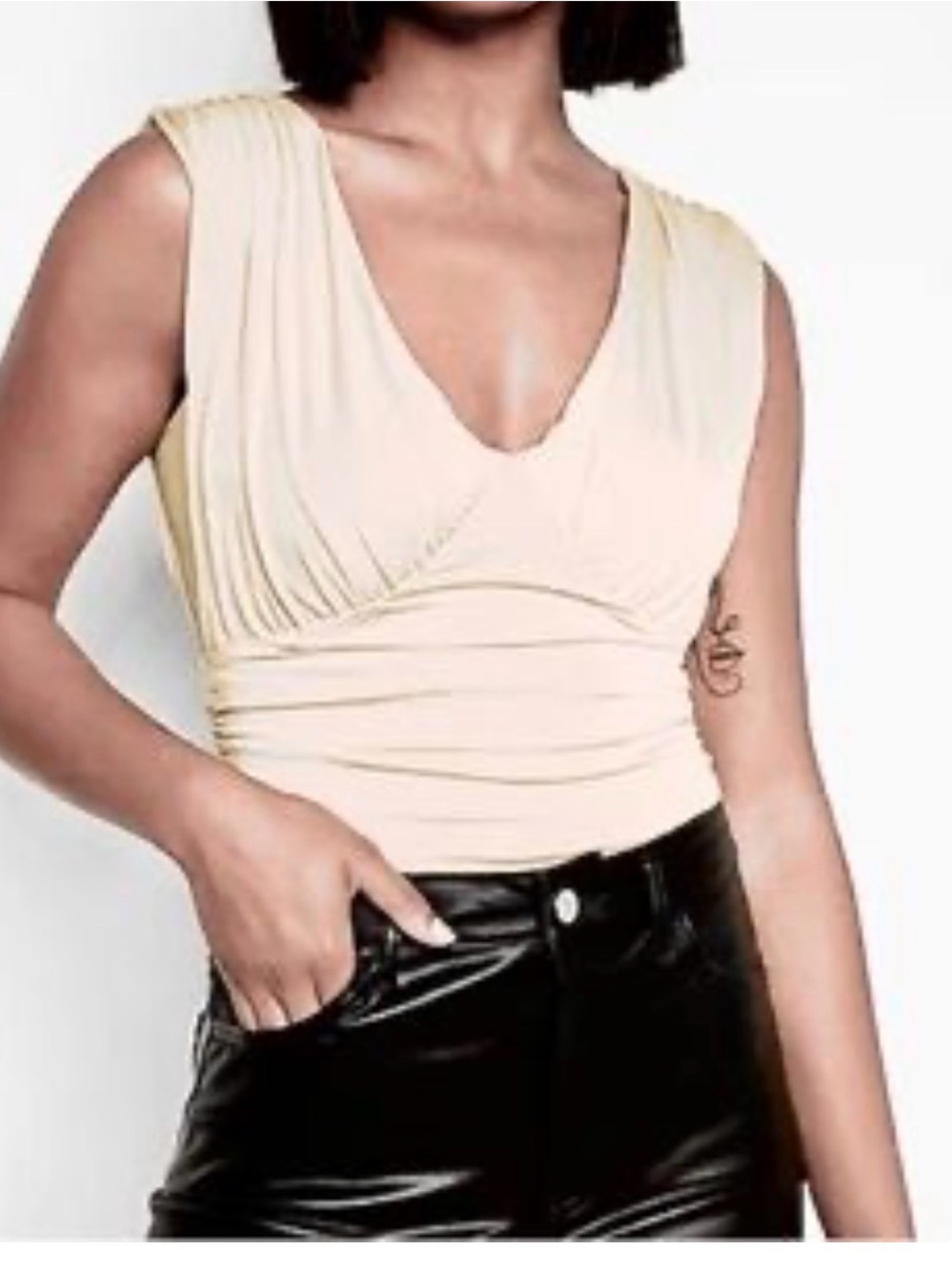 Express Cream V-Neck Ruched Sleeveless Camisole